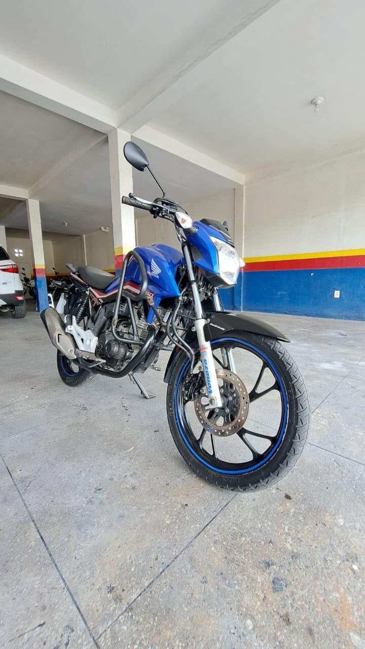 HONDA CG 160 TITAN FRENTE DIREITA